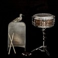 Sabato 21 al Teatro dei Differenti di Barga. Appino e compagni in versione elettro-acustica. Nuovo progetto dopo il successo di “Nati Per Subire”. 