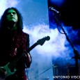 Si chiama “Tracce fantasma” ed è il primo disco del chitarrista Riccardo Mori. Viene presentato venerdì 22 novembre 2013 al Combo in via Mannelli con una super-band.      ...