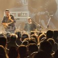 Mercoledì 31 dicembre, Campi Bisenzio (Fi). Brindisi sulle note dell’irriverente duo pisano, al lavoro sul nuovo album. Dj set a seguire. Banditi petardi e fuochi d’artificio. Ingresso gratuito.