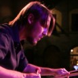 Sabato 7 (21,30) e domenica 8 febbraio (17,30), Le Fornaci, Terranuova Bracciolini (Ar). 25° edizione del festival. Il vibrafonista trentino a capo di suo quintetto. Concerto ispirato al piano trio.
