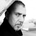 Giovedì 12 marzo, Teatro Sant’Andrea, Pisa. Il pianista fiorentino presenta “Seals”. Melodia essenziale e volontà di rompere con gli schemi. Con Gabriele Evangelista e Stefano Tamborrino.  
