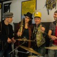 Sabato 15 ottobre, Pontedera. Vernissage della mostra del pittore Gani Llaloshi. Sul palco Il Parto delle Nuvole Pesanti con il progetto “Terre di Musica”. Ingresso libero